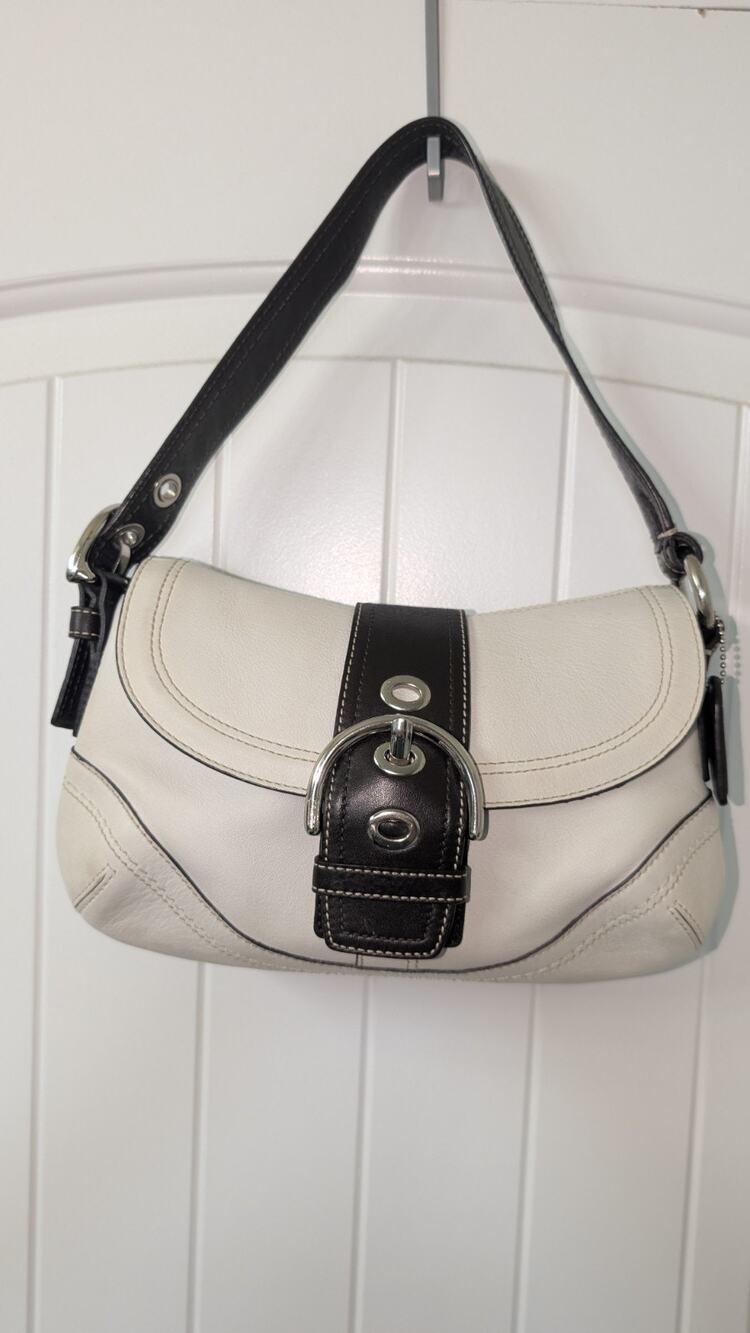 Vintage Y2K Soho Hobo shoulder bag with Hang Tag